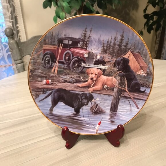 Royal Doulton Decorative Dog Plate - Picture 1 of 1
